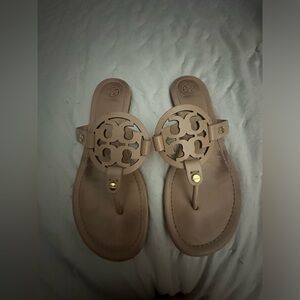 Tory Burch sandles size 8